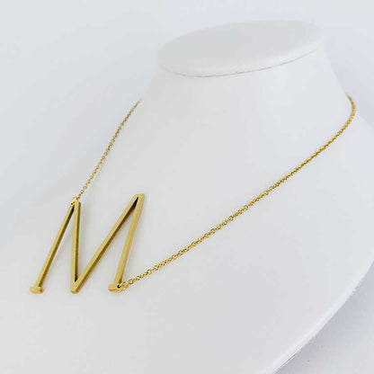 Collar inicial grande gold